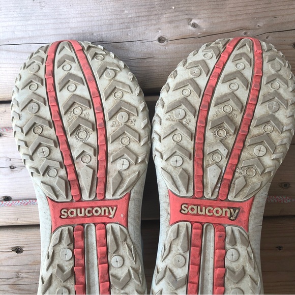 Women's 8.5 Saucony Mad River Trail Running Shoes Hiking Trail Outdoor Runners - Picture 9 of 13